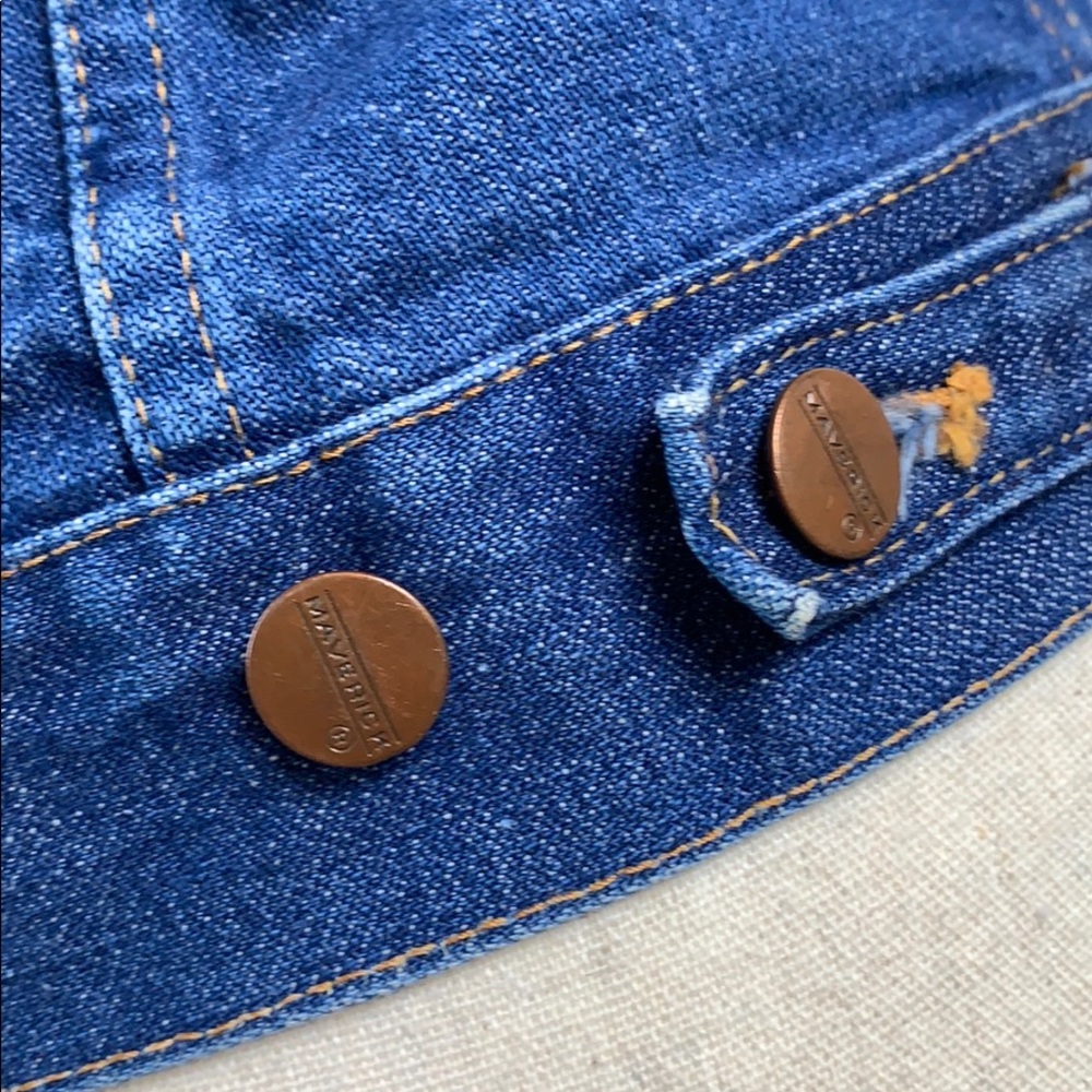 Riley •• Vintage Maverick LOVE vest denim jacket - Picture 3 of 8